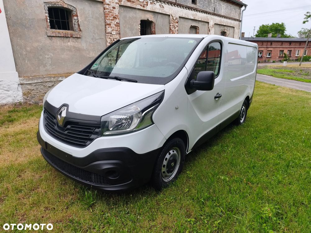 Renault Trafic - 12