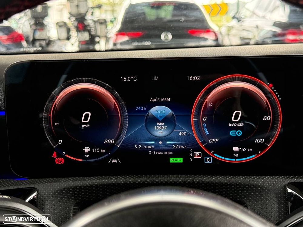 Mercedes-Benz A 250 e 8G-DCT AMG Line - 56