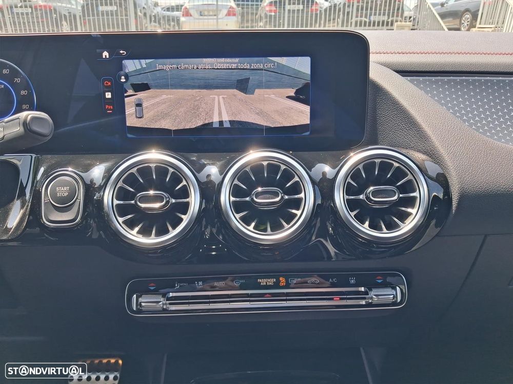 Mercedes-Benz EQA 250+ AMG Line - 19