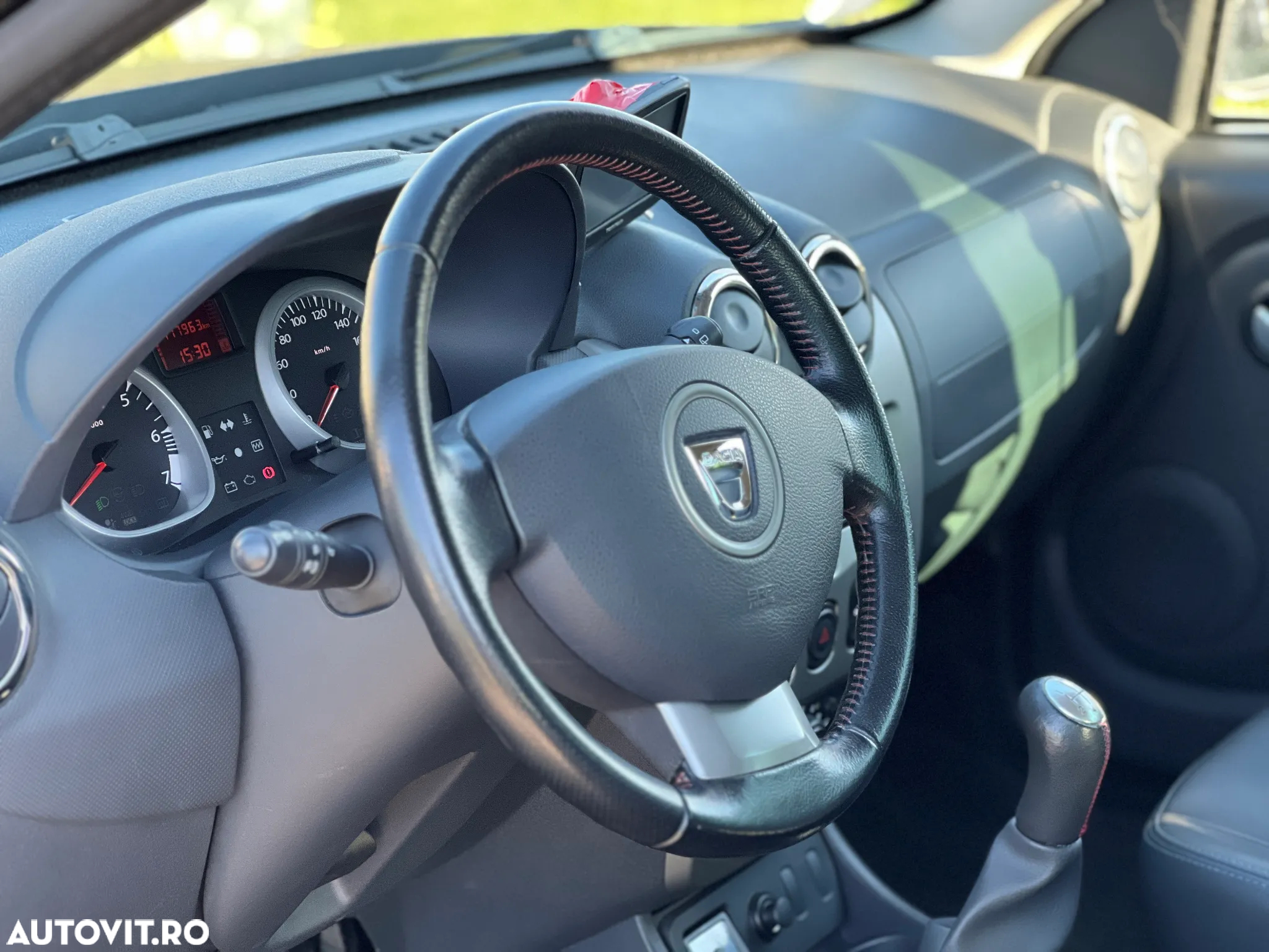 Dacia Duster 1.6 4x2 - 12