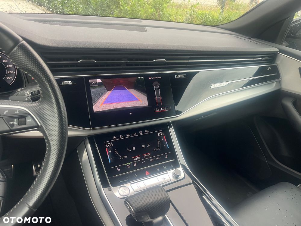 Audi Q8 - 13