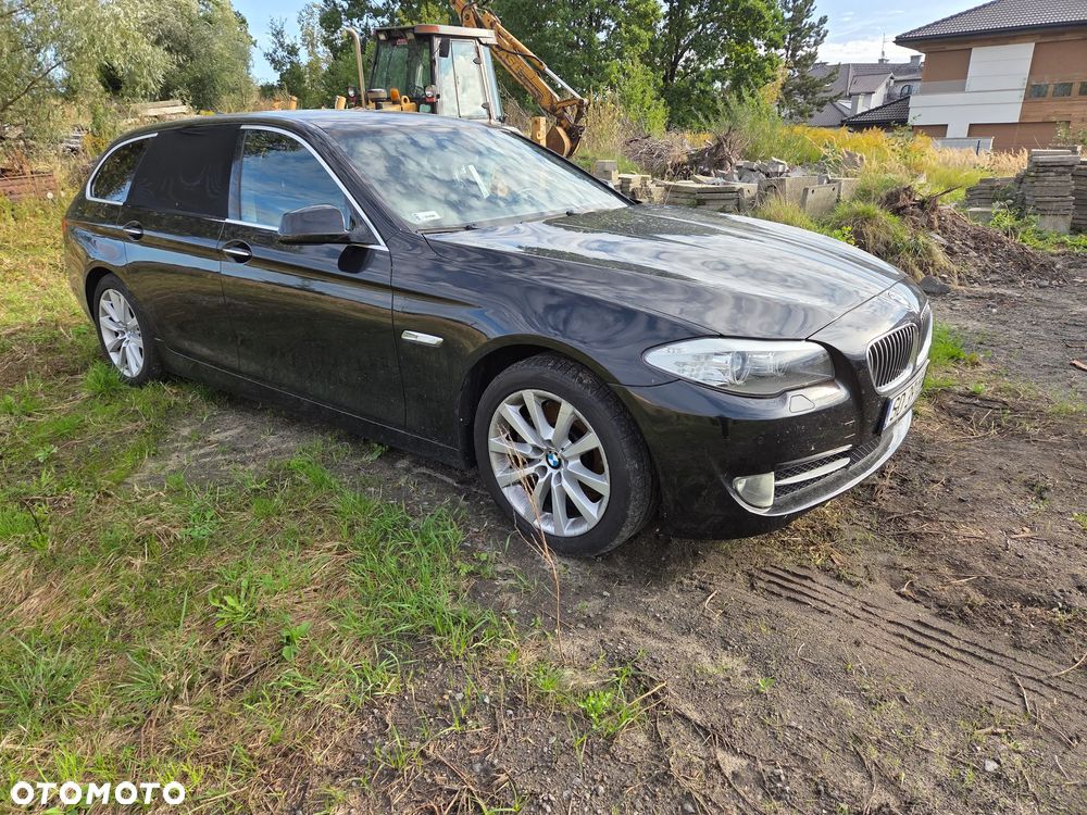 BMW Seria 5 520d Touring - 2
