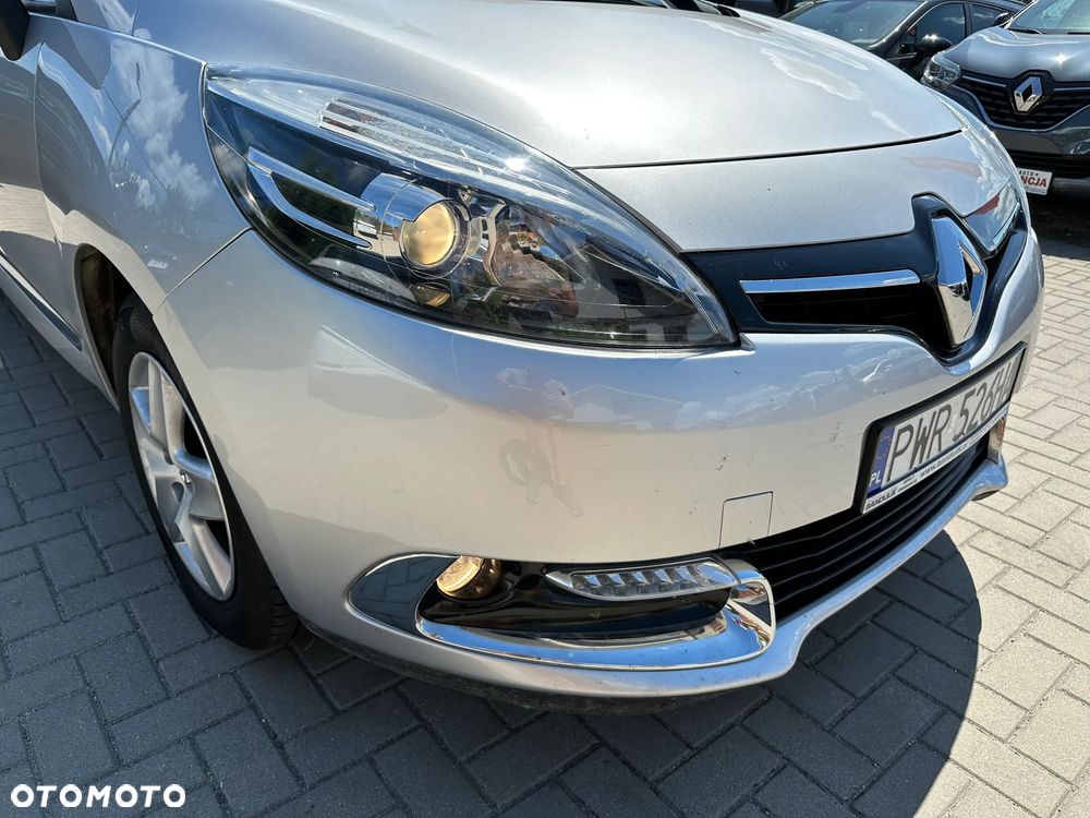 Renault Grand Scenic - 34