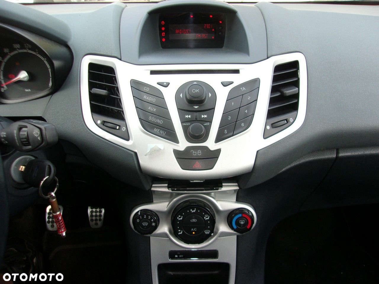 Ford Fiesta 1.6 Sport - 19