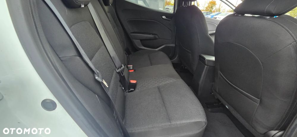 Renault Clio TCe 100 BUSINESS EDITION - 35