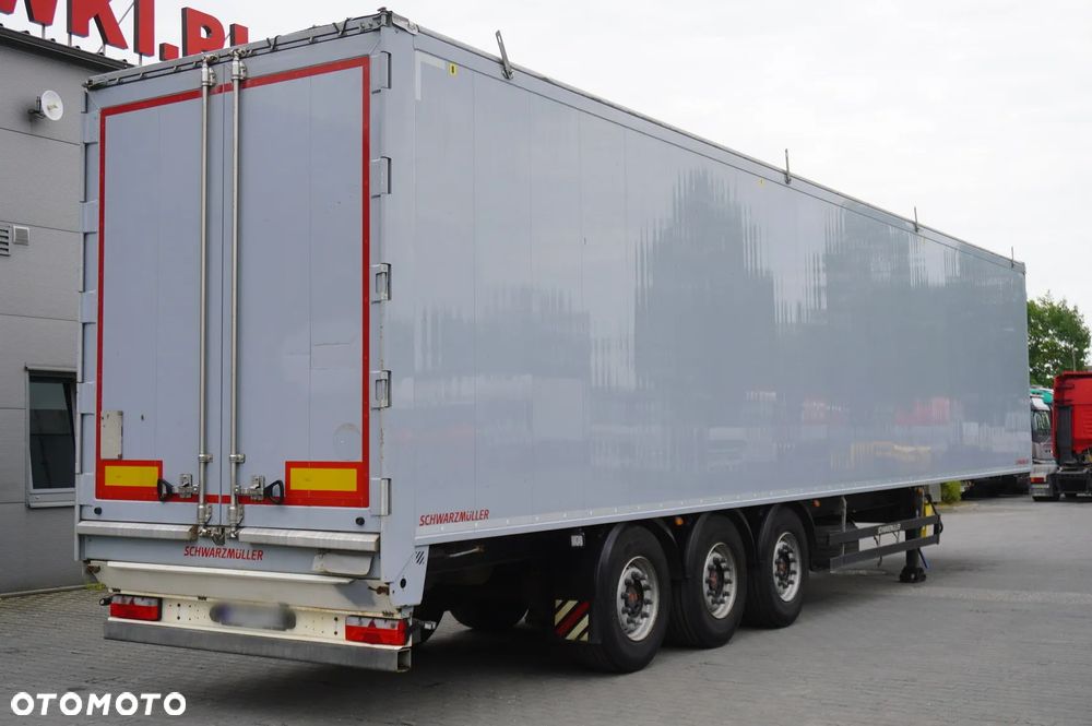 Schwarzmuller Ruchoma podłoga / 2021 / 4 sztuki - 2