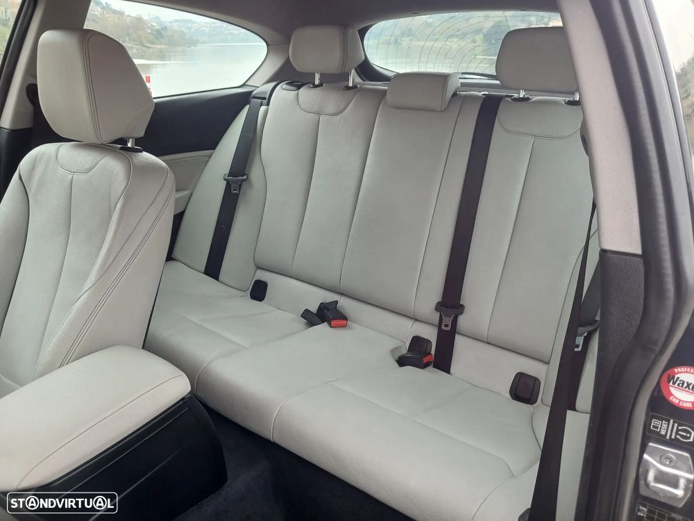 BMW 116 d EDynamics Line Urban - 10