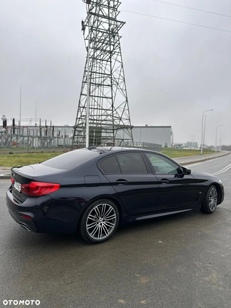 BMW Seria 5 540i xDrive Sport Line - 7