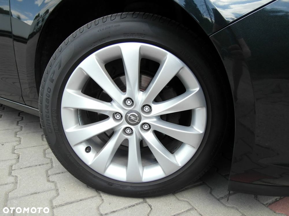 Opel Astra 1.4 Turbo 150 Jahre - 32