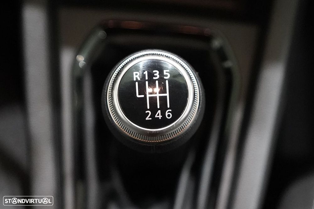 Renault Clio 1.0 TCe Evolution - 13