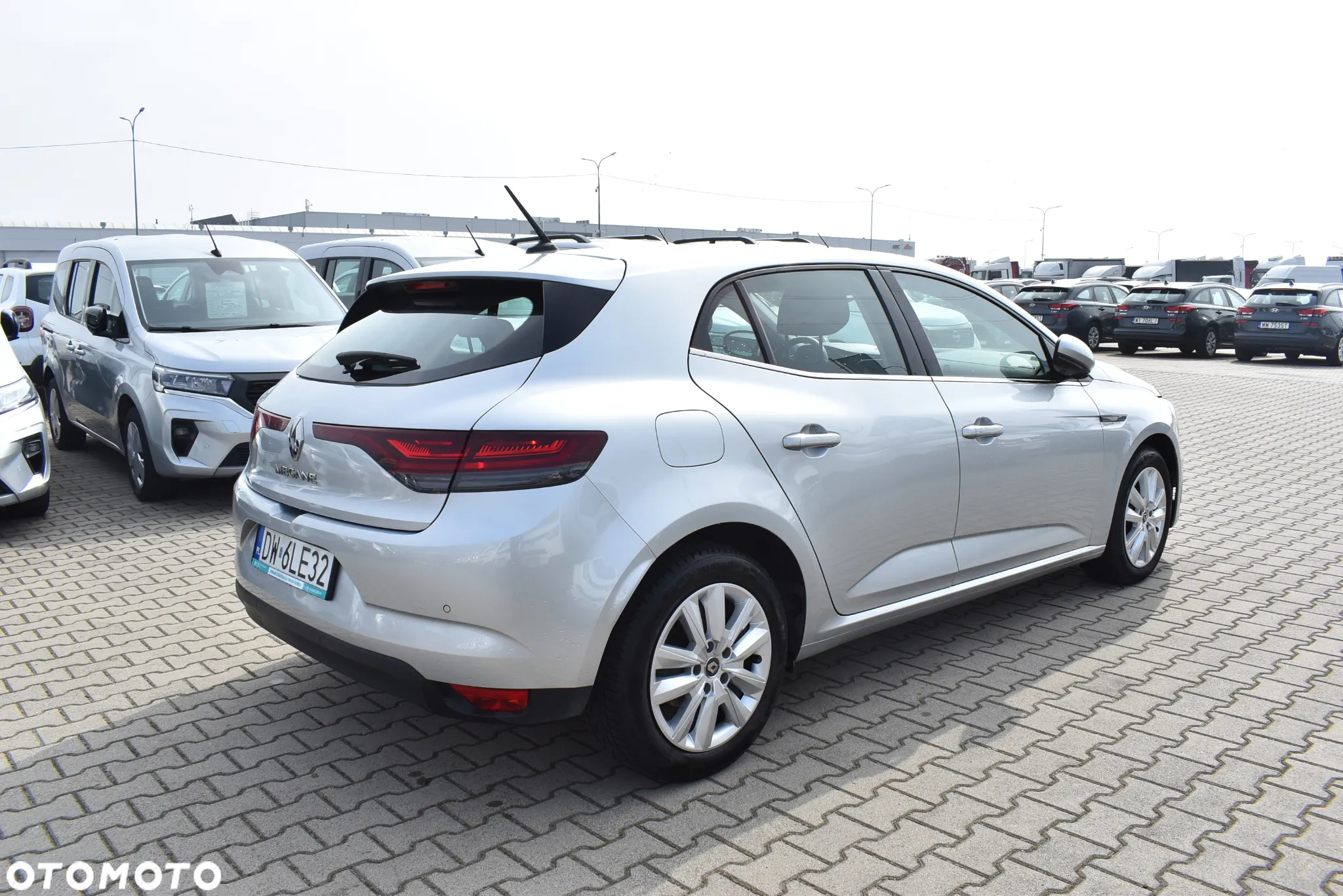 Renault Megane 1.3 TCe FAP Zen - 6
