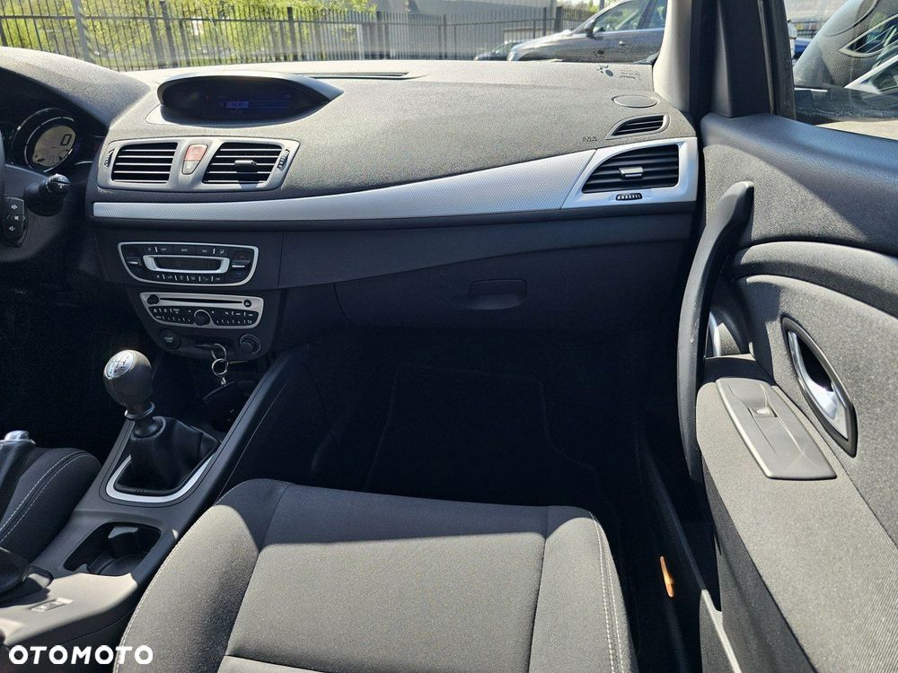 Renault Megane 1.6 16V 110 Dynamique - 23