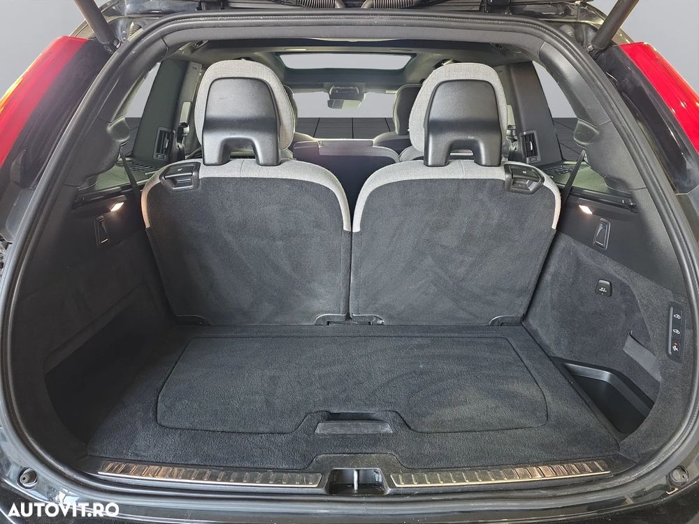 Volvo XC 90 Recharge T8 eAWD Inscription - 12