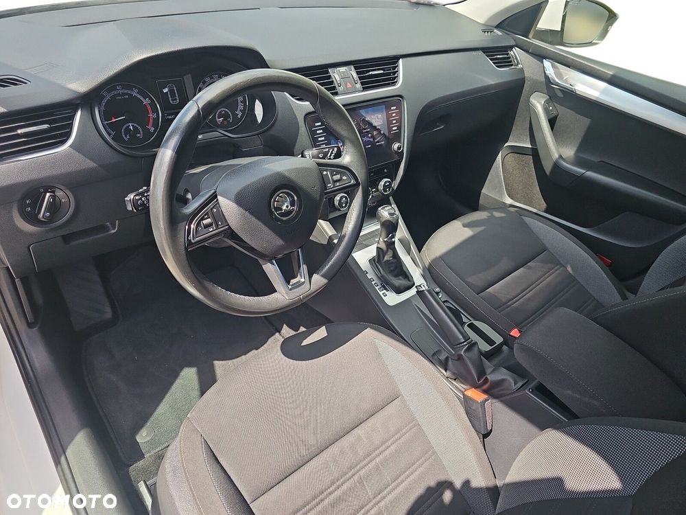 Skoda Octavia - 10