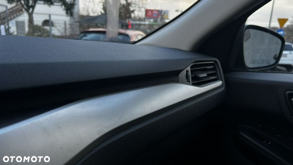 Ford Kuga - 12