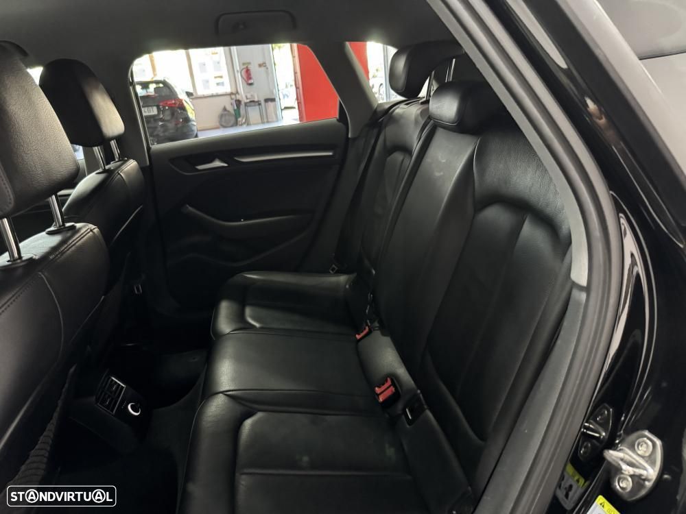 Audi A3 Sportback 30 TFSI S-line - 46
