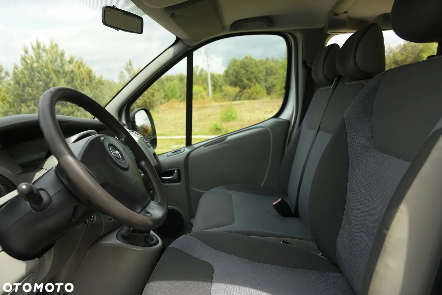 Opel Vivaro - 25