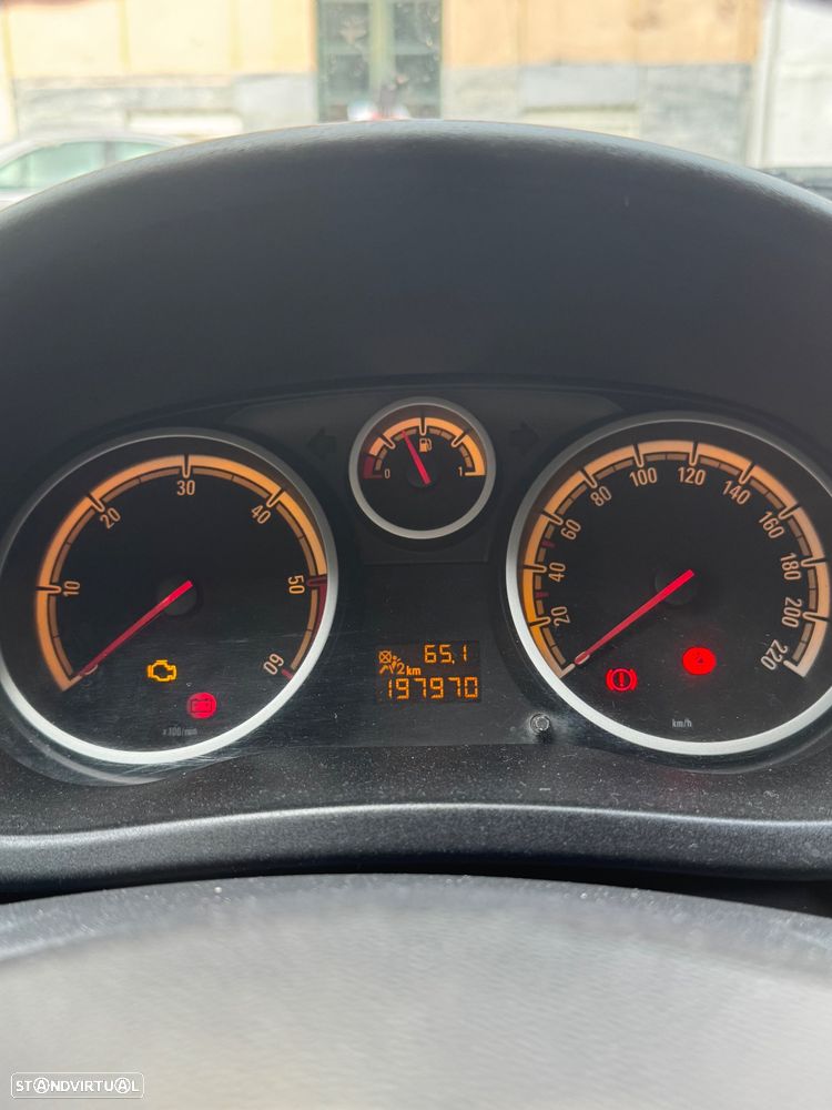 Opel Corsa 1.3 CDTi Enjoy EcoFLEX - 11