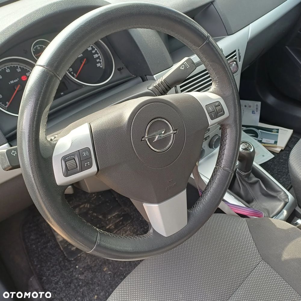Opel Astra 1.6 Selection - 8