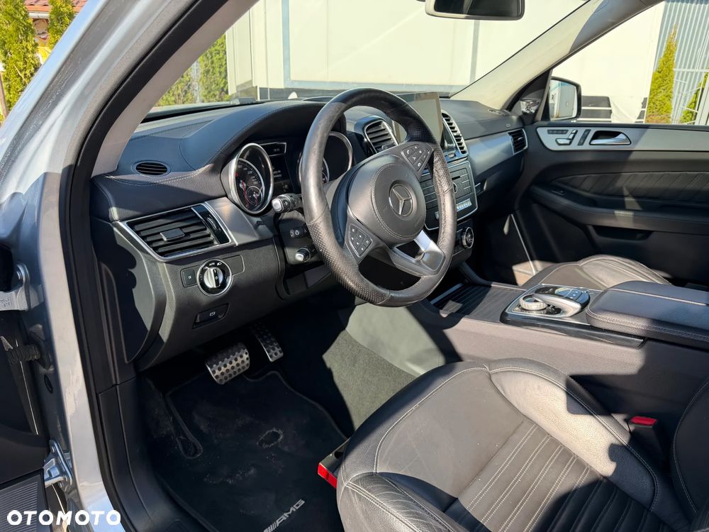 Mercedes-Benz GLS 350 d 4-Matic - 18