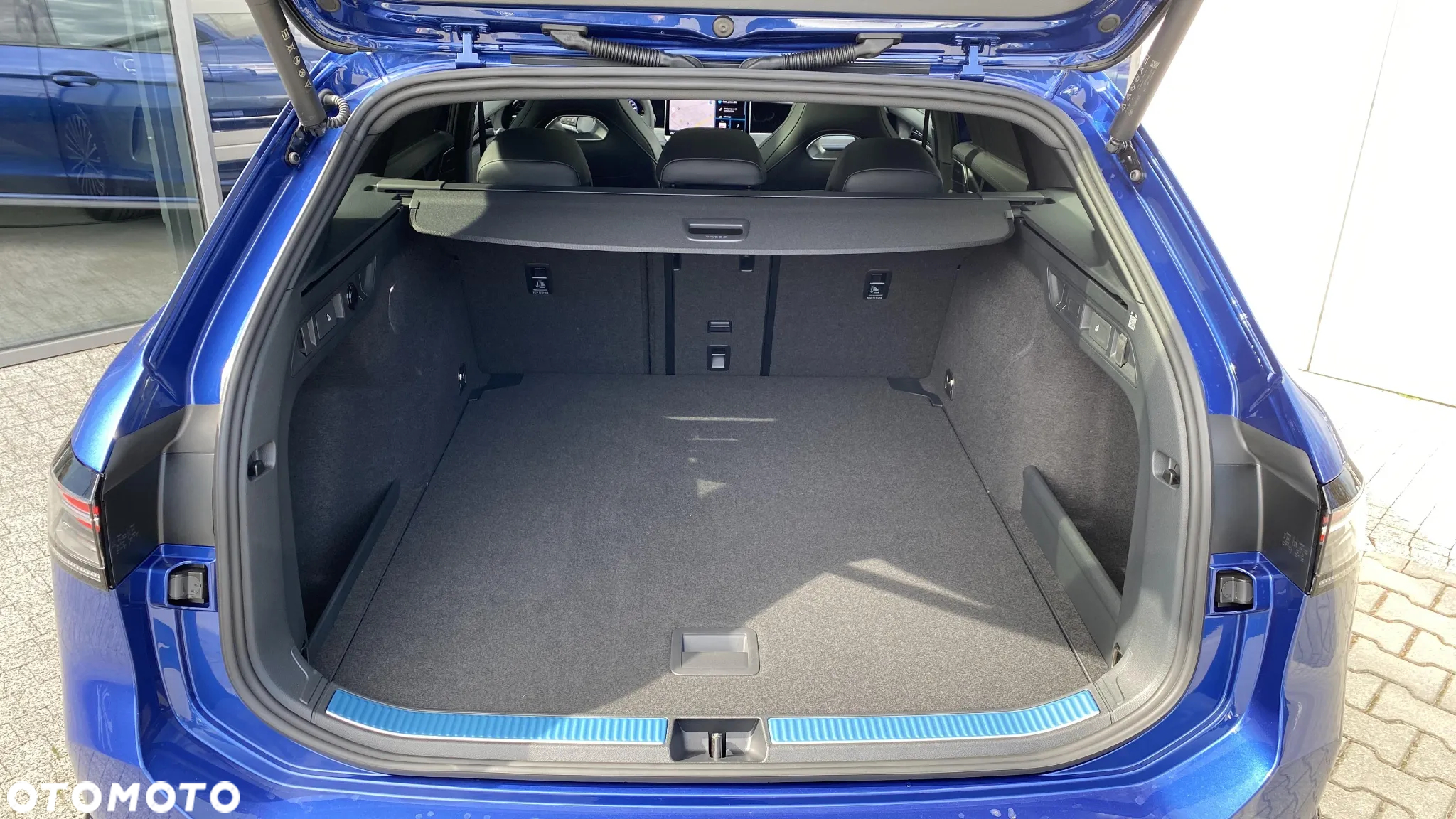 Volkswagen Passat 2.0 TSI R-Line Plus DSG - 26