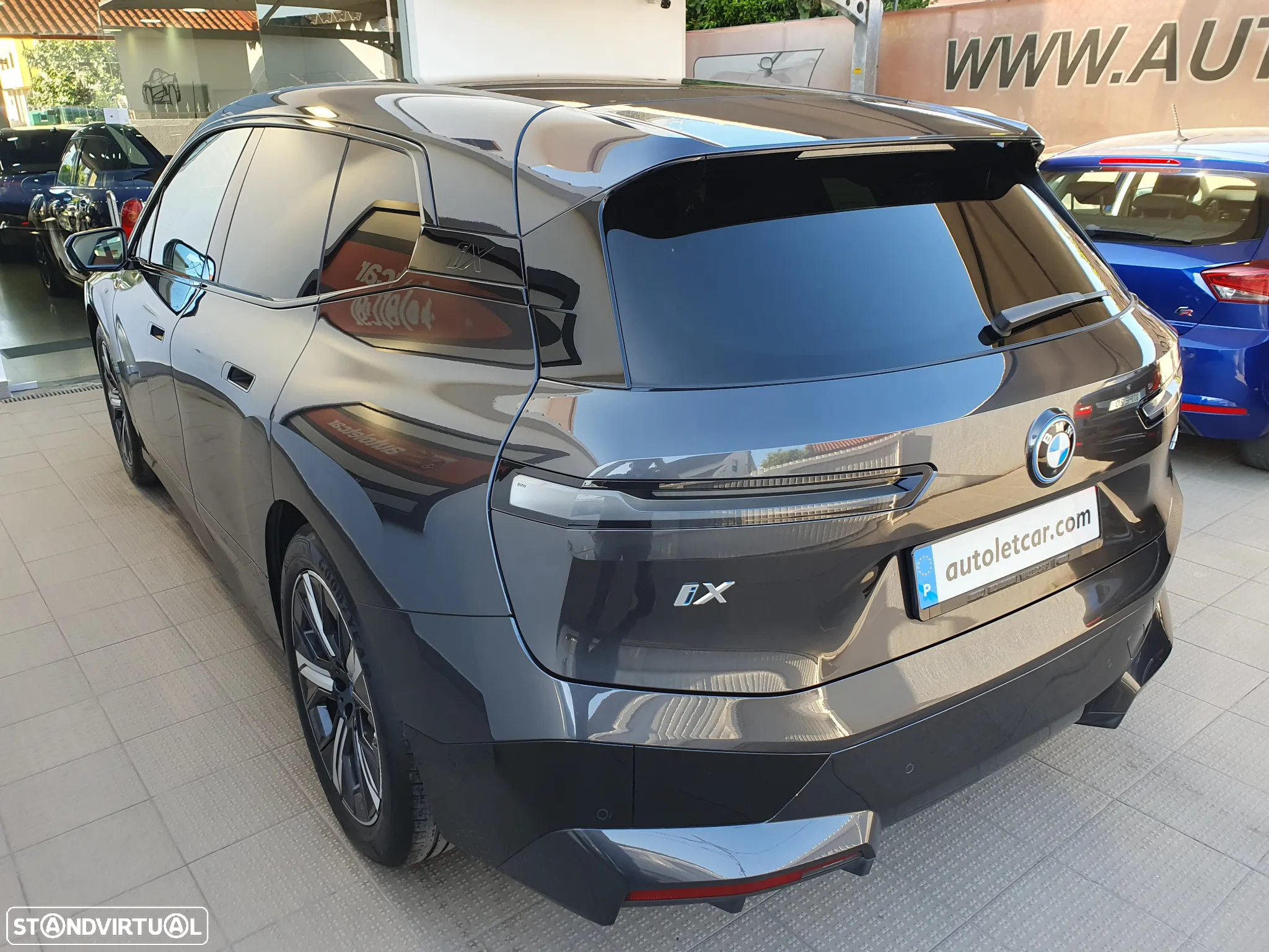 BMW iX xDrive 40 Pack Desportivo - 16