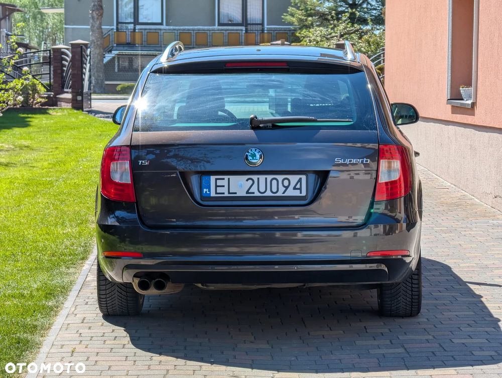Skoda Superb 1.8 TSI Platinum DSG - 4