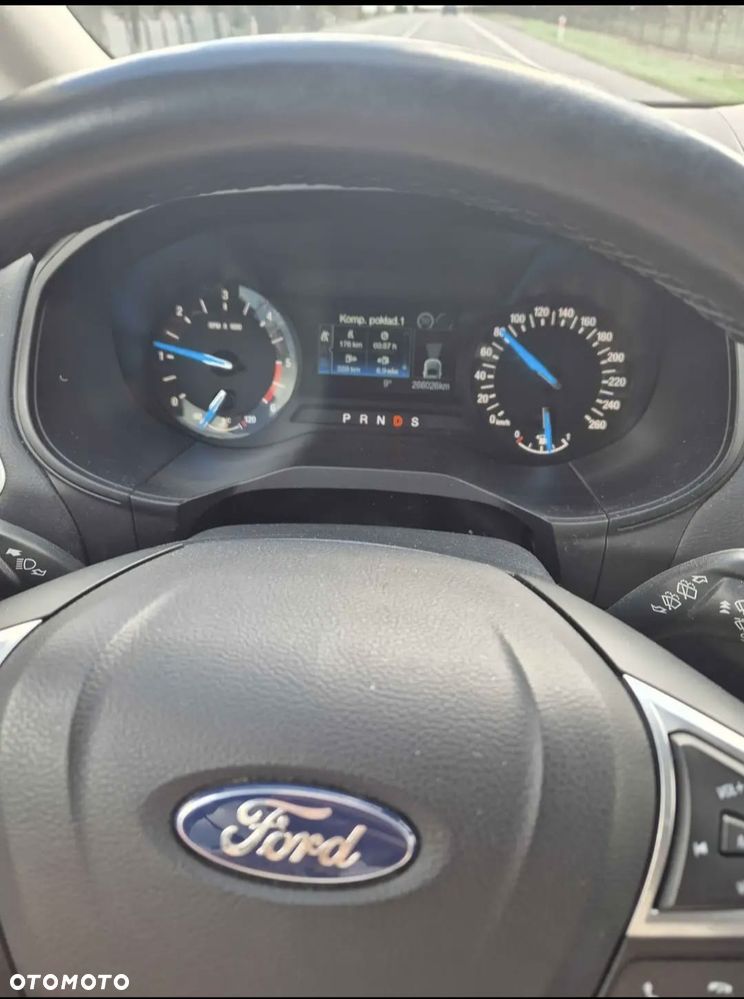 Ford Galaxy 2.0 EcoBlue 4WD Titanium - 8
