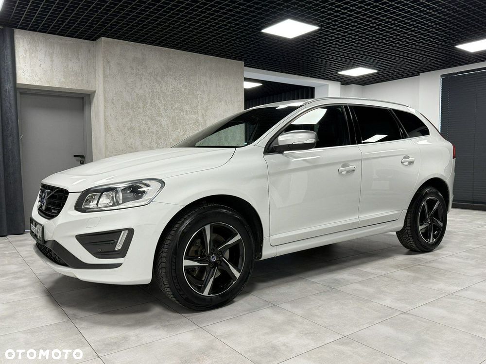 Volvo XC 60 D4 AWD Momentum - 3