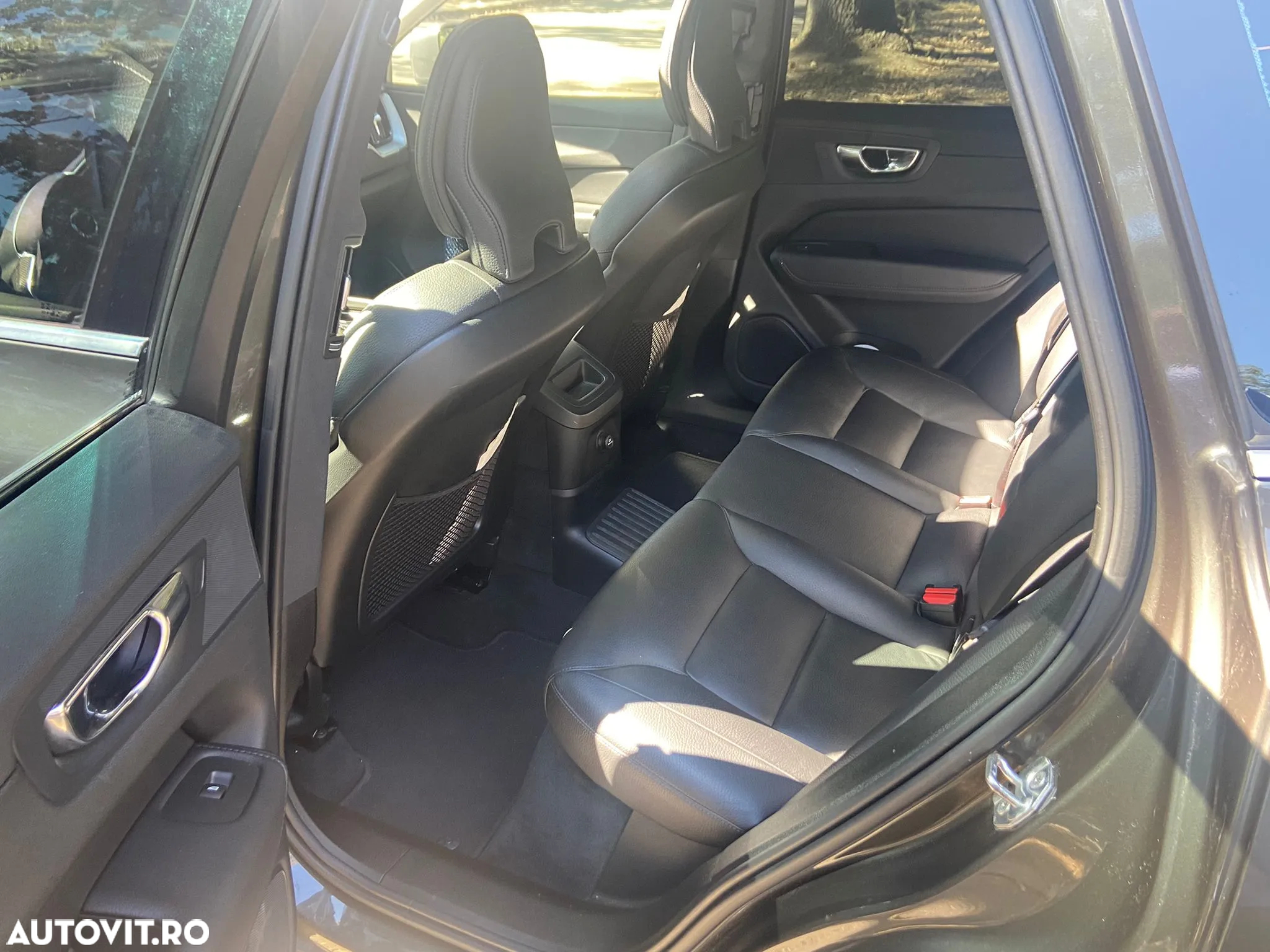 Volvo XC 60 Recharge T8 Twin Engine eAWD Inscription - 9