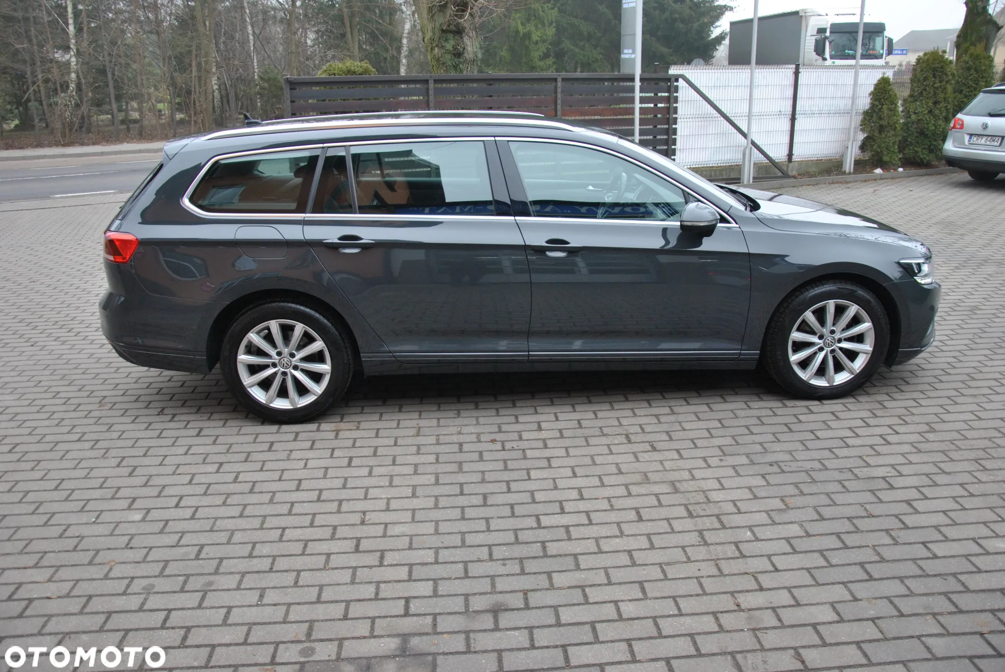 Volkswagen Passat 2.0 TDI BMT Comfortline DSG - 5