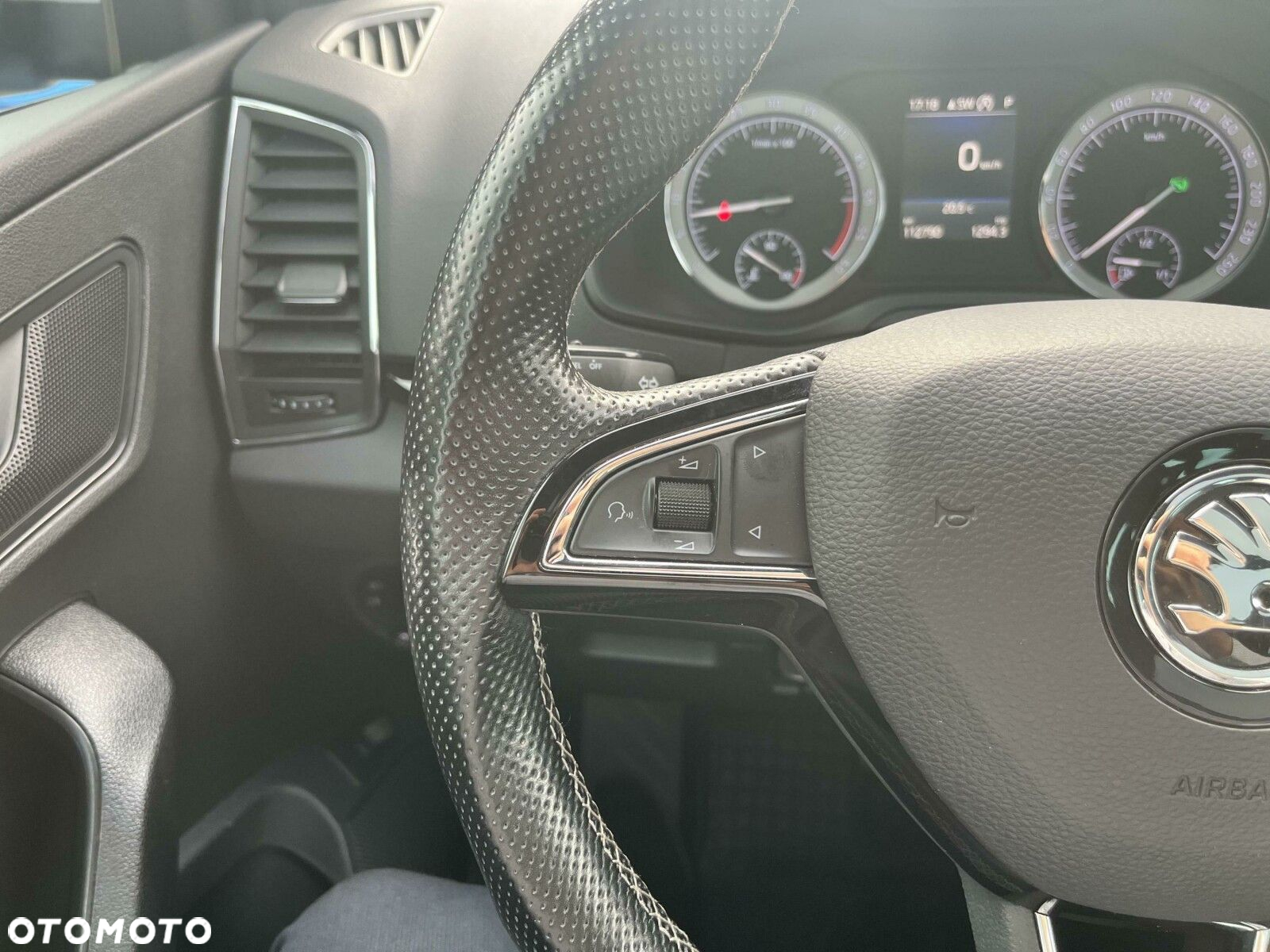 Skoda Karoq 2.0 TDI SCR 4x4 Sportline DSG - 16
