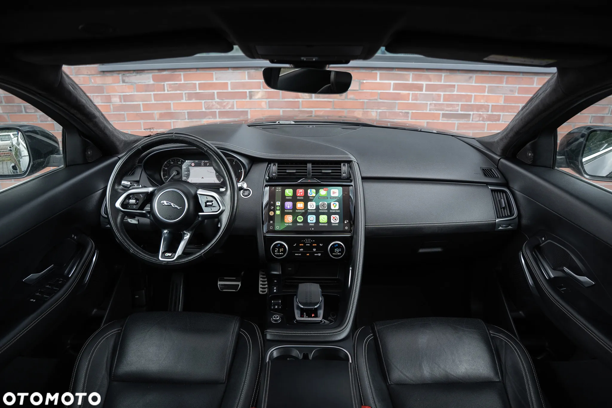 Jaguar E-Pace D200 AWD R-Dynamic - 4