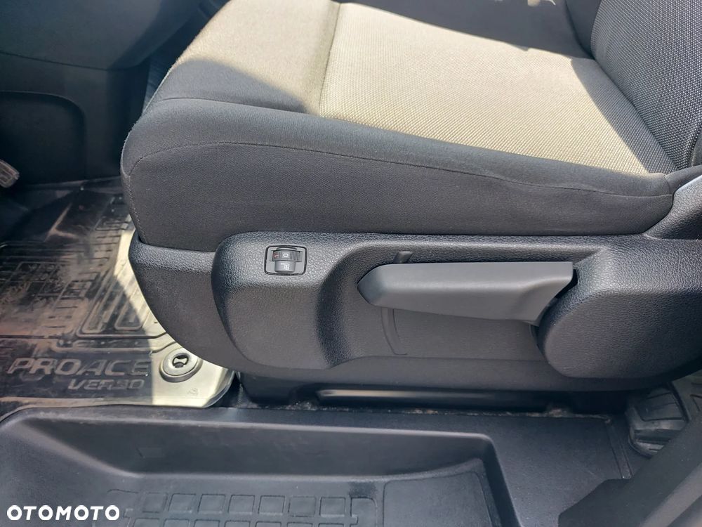 Toyota Proace Verso 2.0 D4-D Long Business - 20