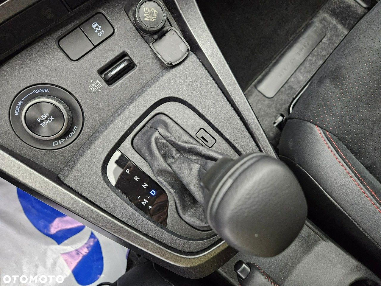 Toyota Yaris - 18