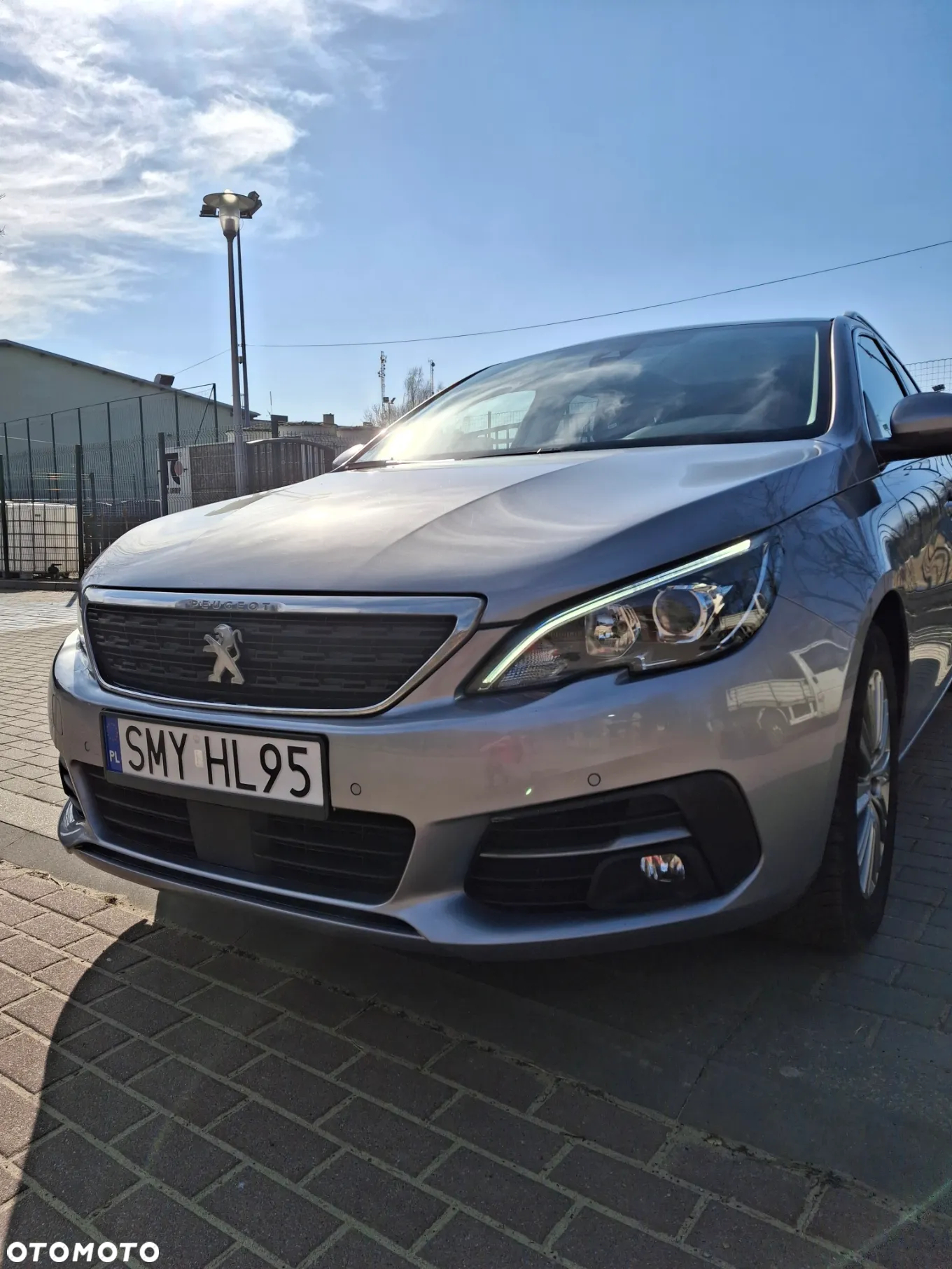 Peugeot 308 1.5 BlueHDi Allure Pack S&S - 21