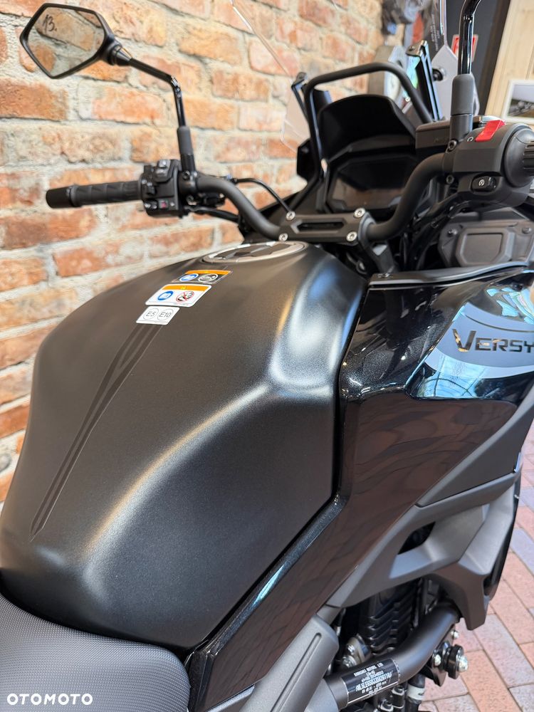 Kawasaki Versys 650 - 10