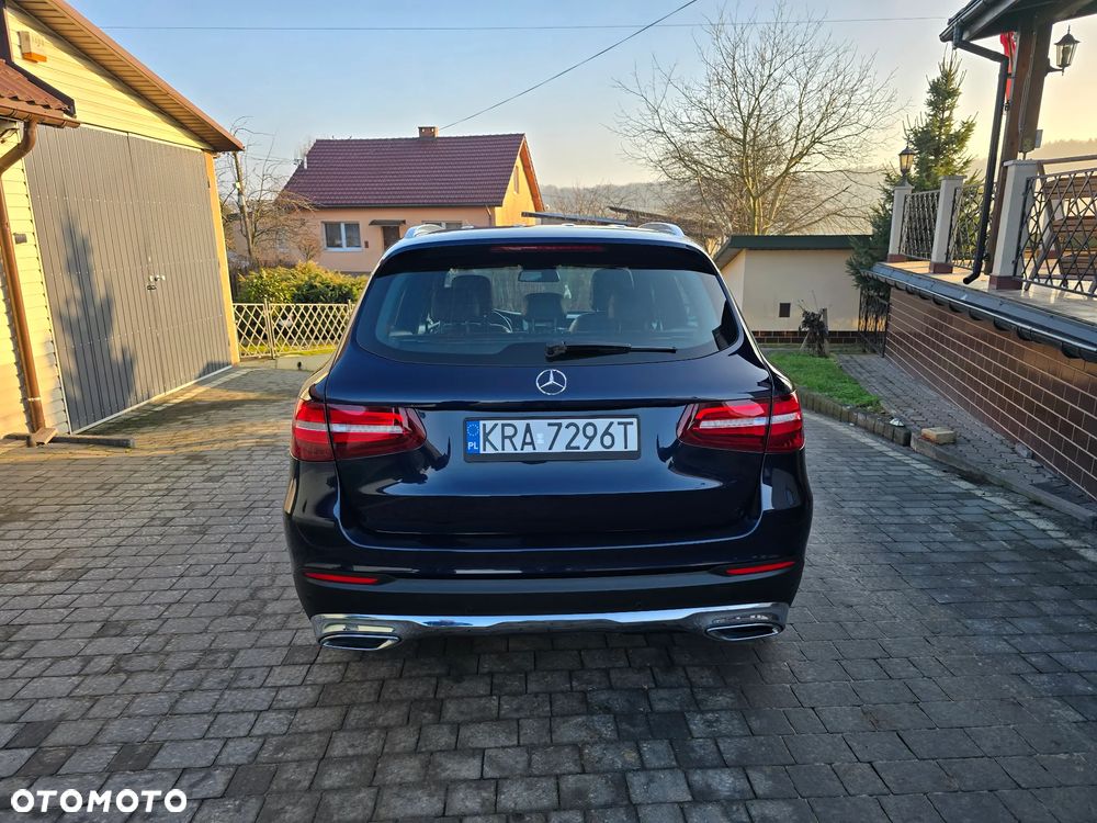 Mercedes-Benz GLC 220 d 4Matic 9G-TRONIC - 5