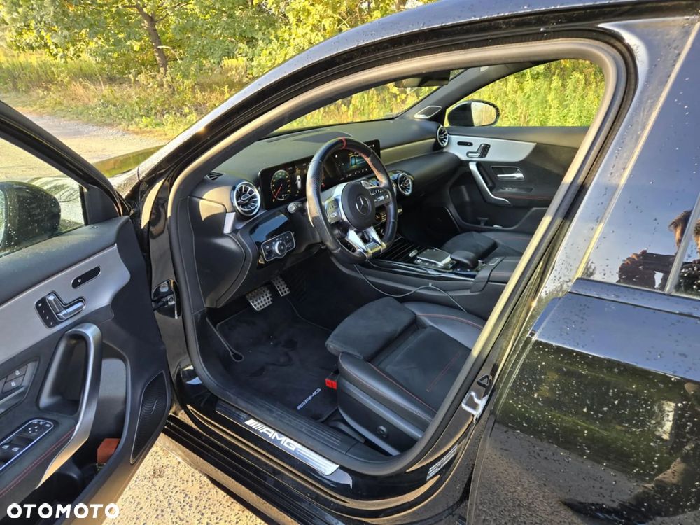 Mercedes-Benz Klasa A 35 AMG 4-Matic 7G-DCT - 11