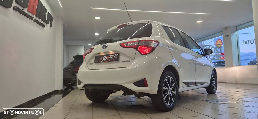 Toyota Yaris 1.5 HSD Comfort+P.Style - 9