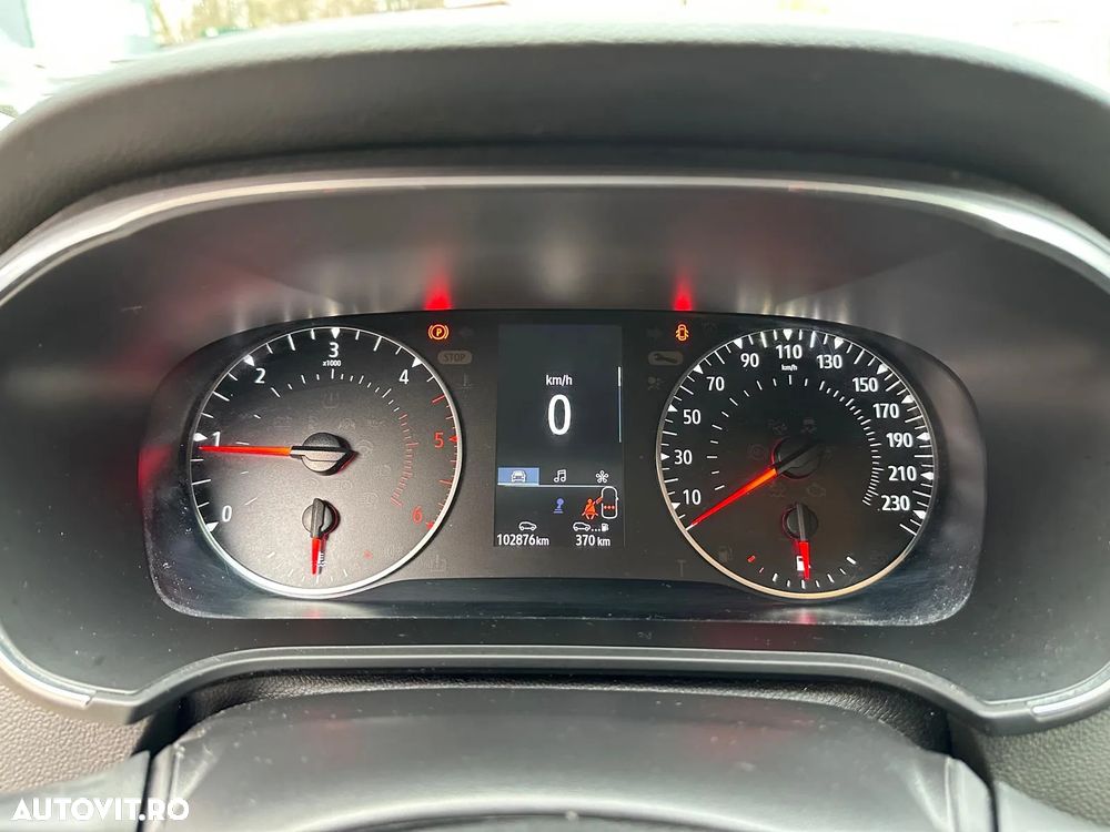 Renault Megane Blue dCi 116 Intens - 12