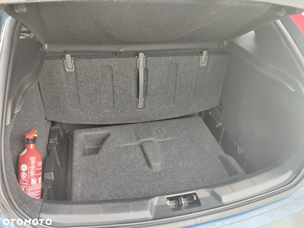 Volvo V40 D4 Summum - 18