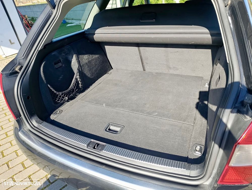 Audi A4 Avant 1.9 TDI multitronic S-Line - 9