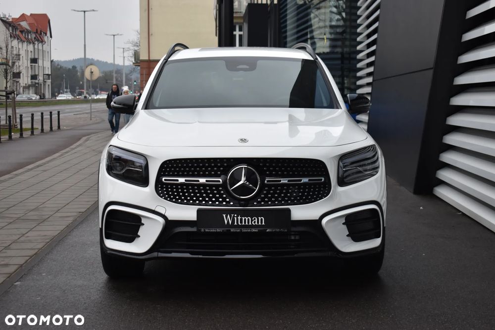 Mercedes-Benz GLB 200 d 4Matic 8G-DCT Edition AMG Line - 2