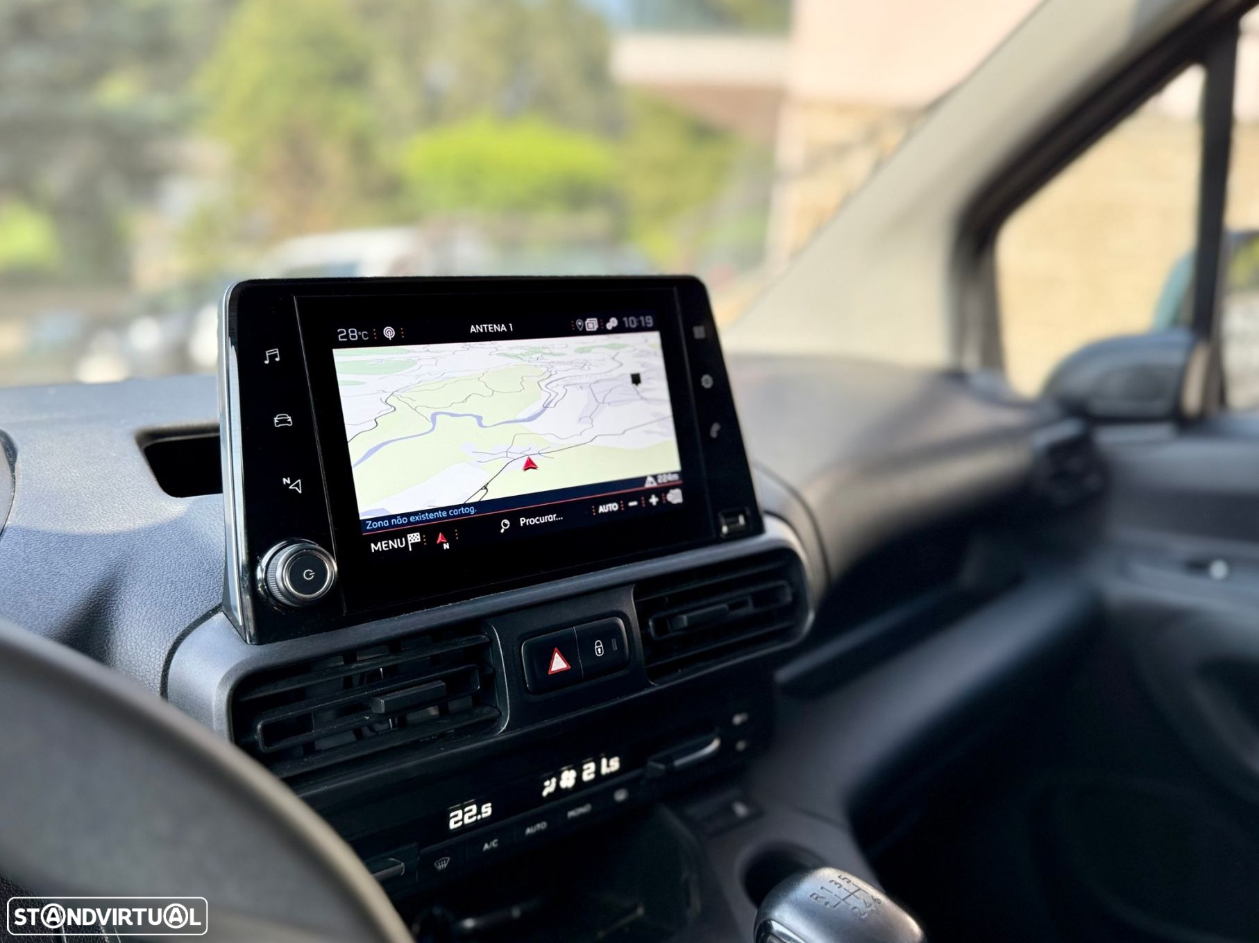 Peugeot Partner 1.5 BlueHDi Premium Standard Plus - 24