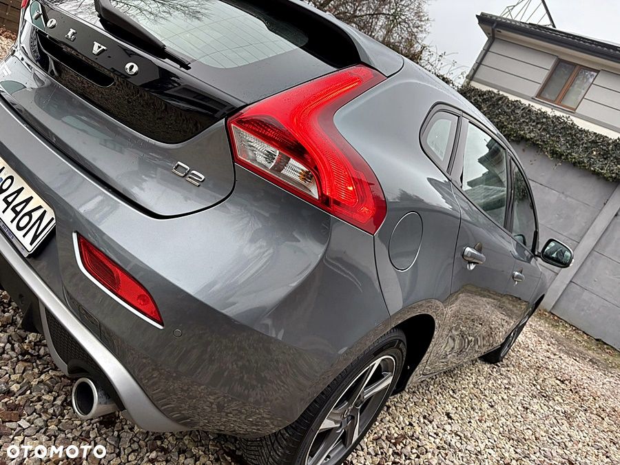 Volvo V40 D2 Momentum - 10