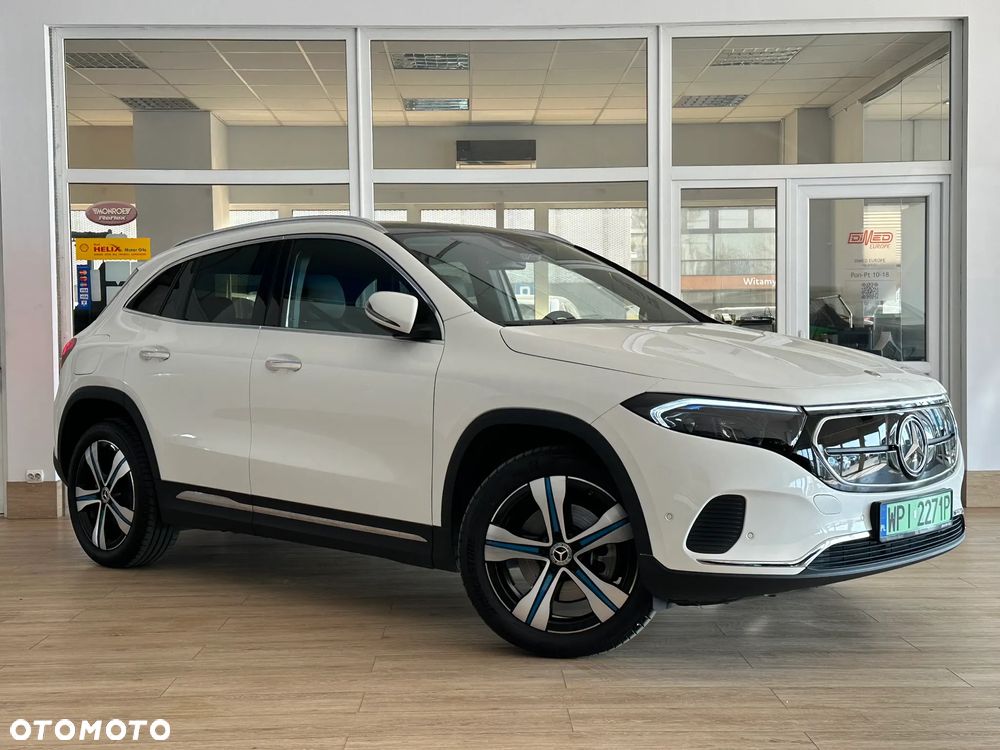 Mercedes-Benz EQA 250 66.5kWh Electric Art - 1