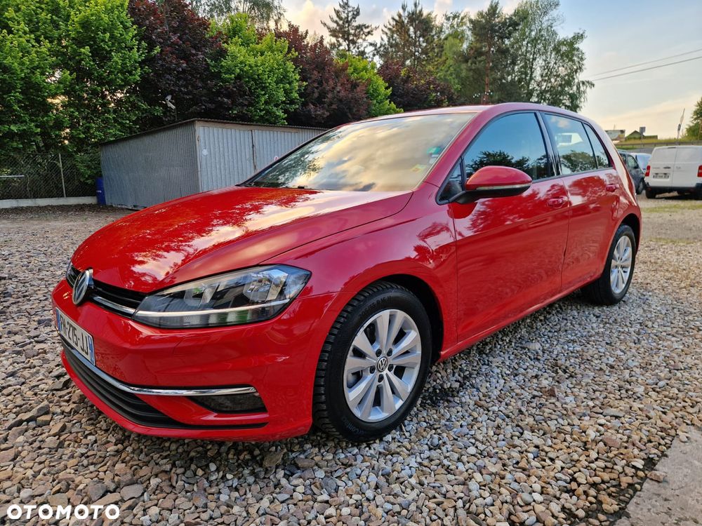 Volkswagen Golf - 1