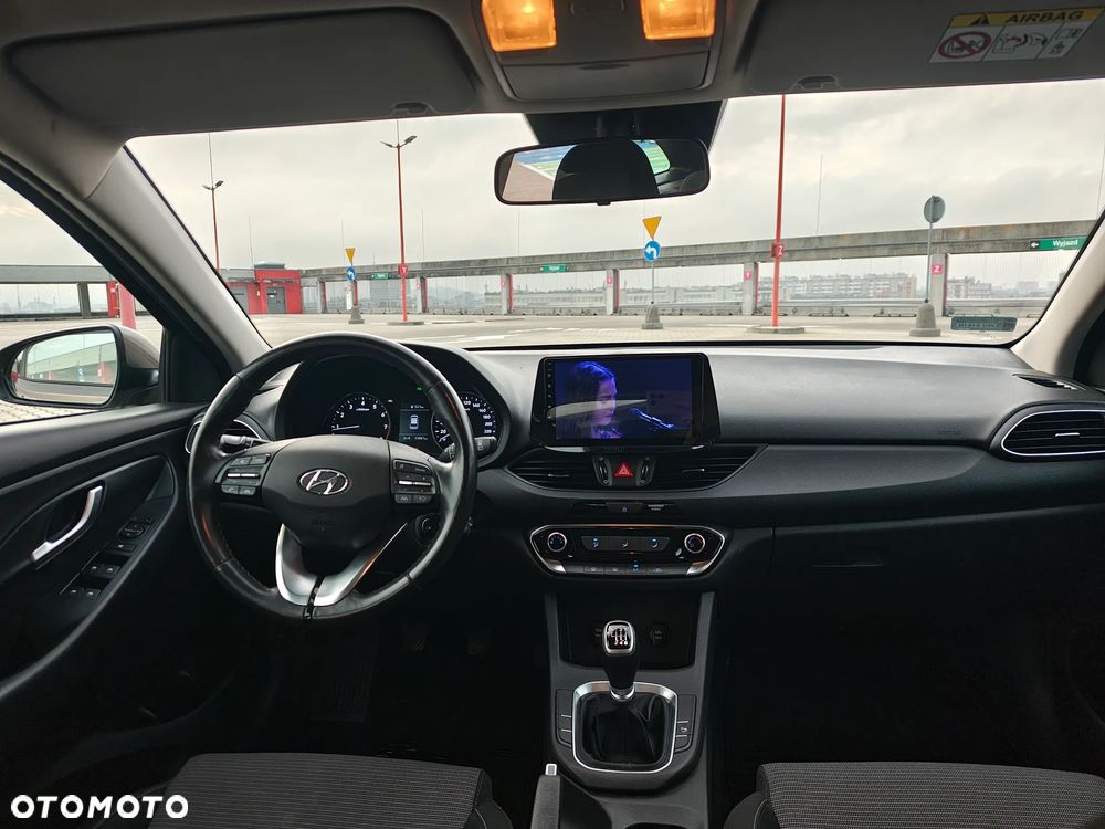 Hyundai i30 1.5 DPI Modern - 15