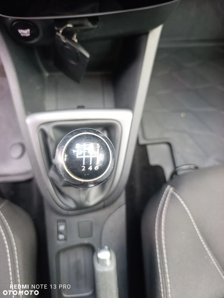 Renault Clio - 22